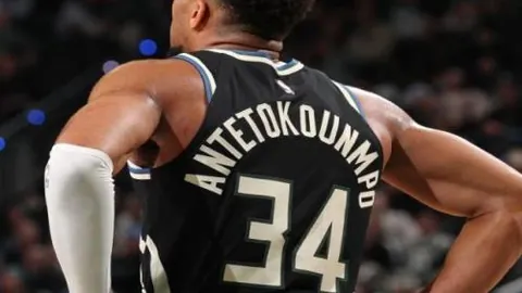 自由式滑雪奇遇记：深入揭秘技巧创意的无限魅力